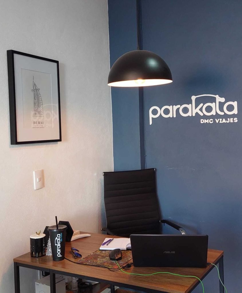 Oficinas de agencia de viajes parakata para Despedidas de Soltero y Soltera en la Playa desde Morelia